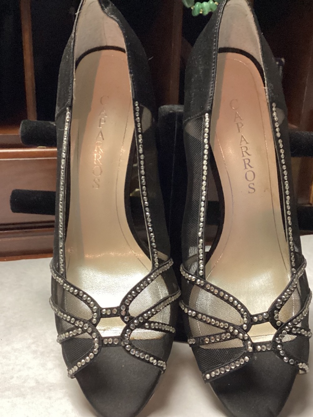 CAPPAROS  heels sexy must see NEW 8 B. ELEGANT. DRESSY ❣️❣️💃💃💃